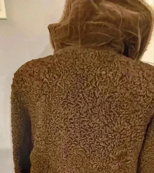 Lazares  fur jacket - Picture 3 of 7